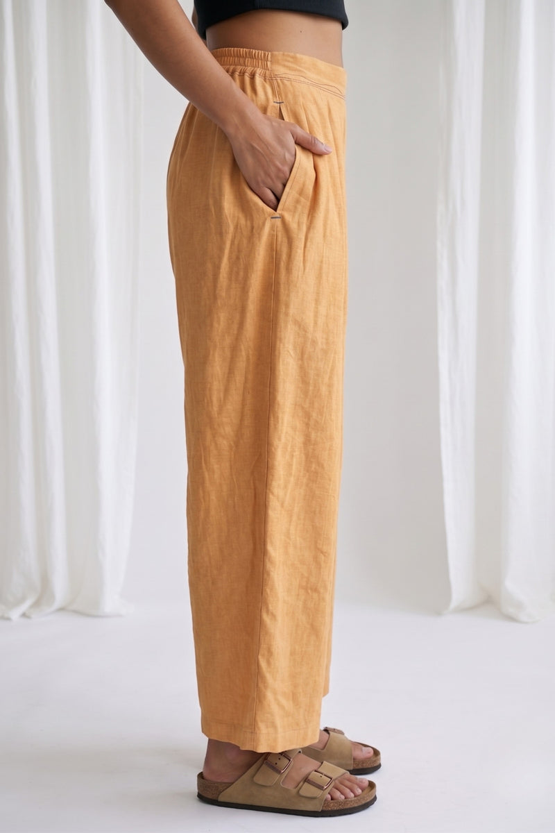 Aurora Beige Pants hemploop, lyocell pant/trouser by Doodlage in beige for women Worldwide