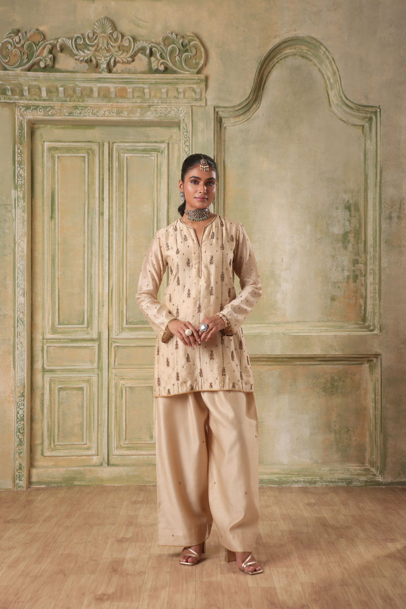 Zar-Rang Ivory Buti Kurta Set
