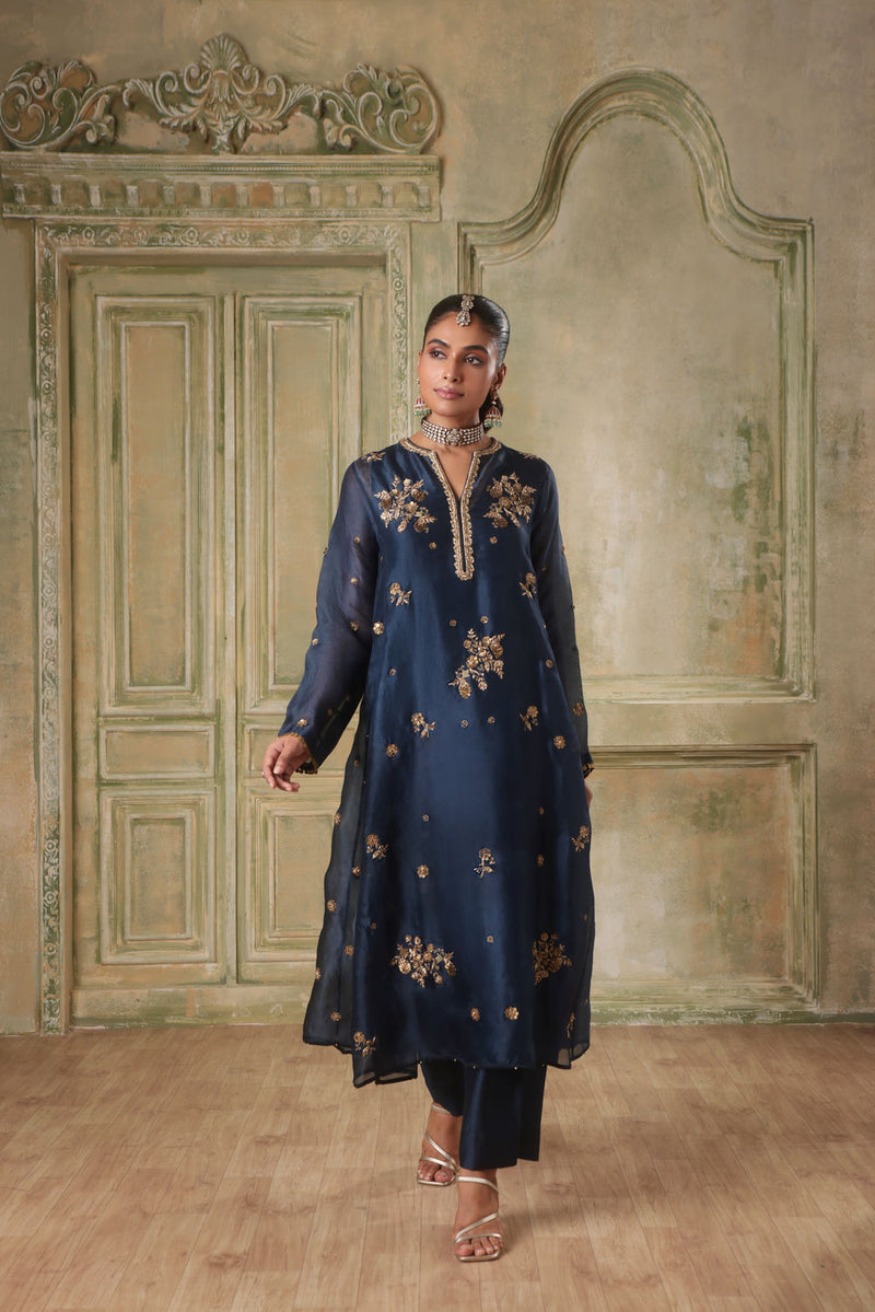 Zar-Rang Blue  Phool Kurta Set