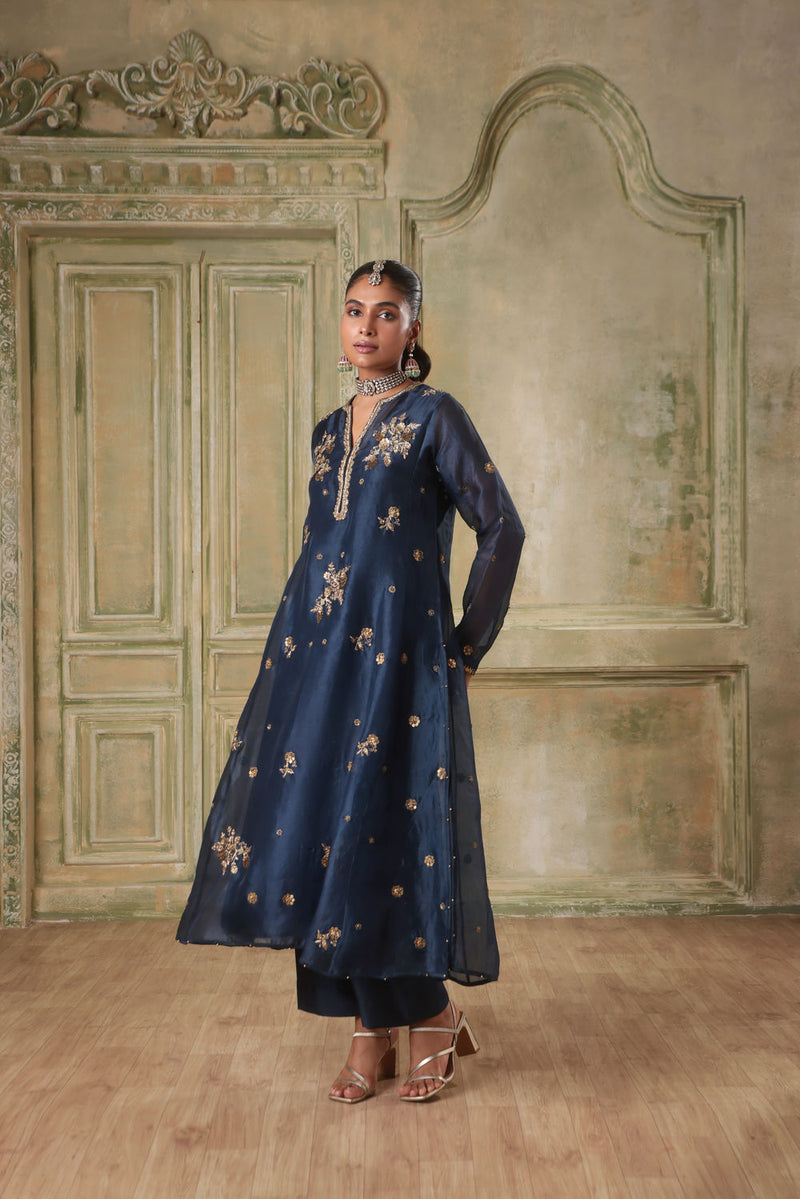 Zar-Rang Blue  Phool Kurta Set