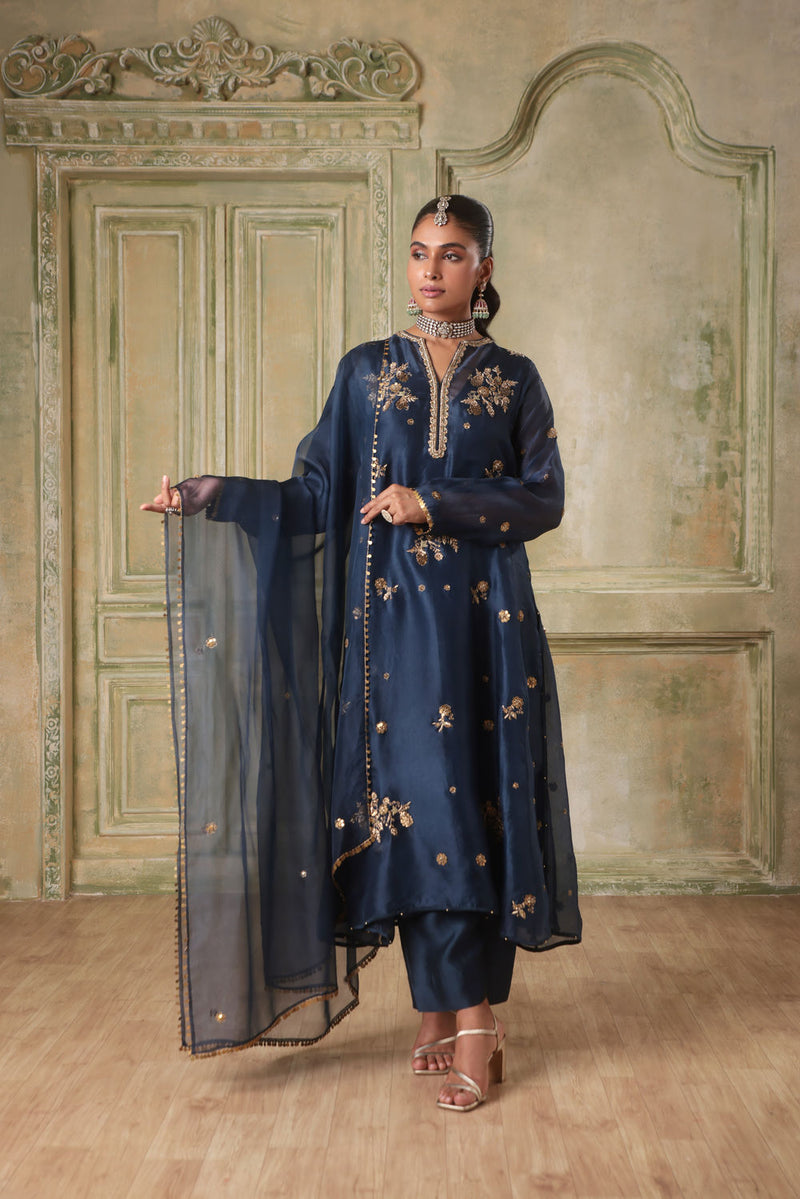 Zar-Rang Blue  Phool Kurta Set