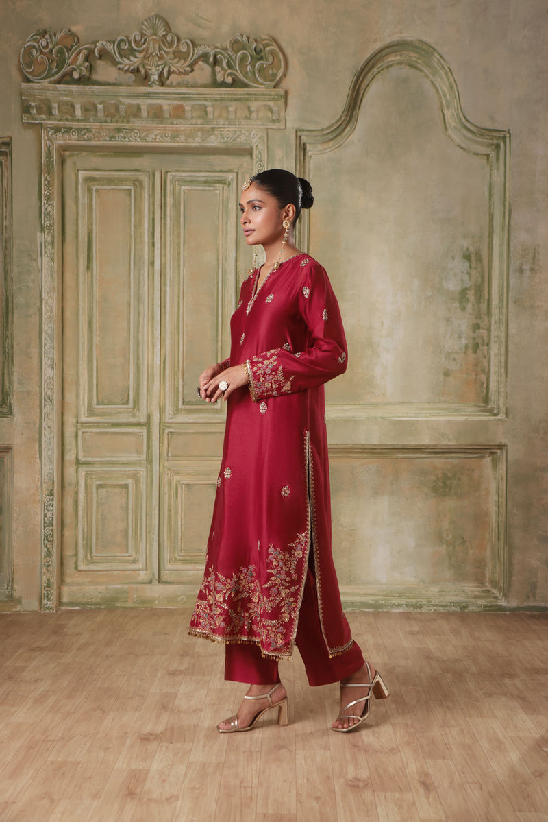Zar-Rang Maroon Farshi Kurta Set