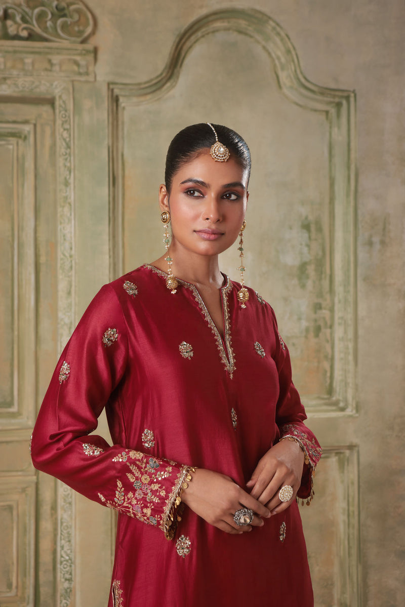 Zar-Rang Maroon Farshi Kurta Set