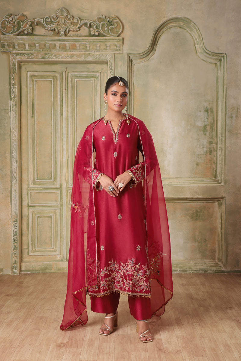 Zar-Rang Maroon Farshi Kurta Set