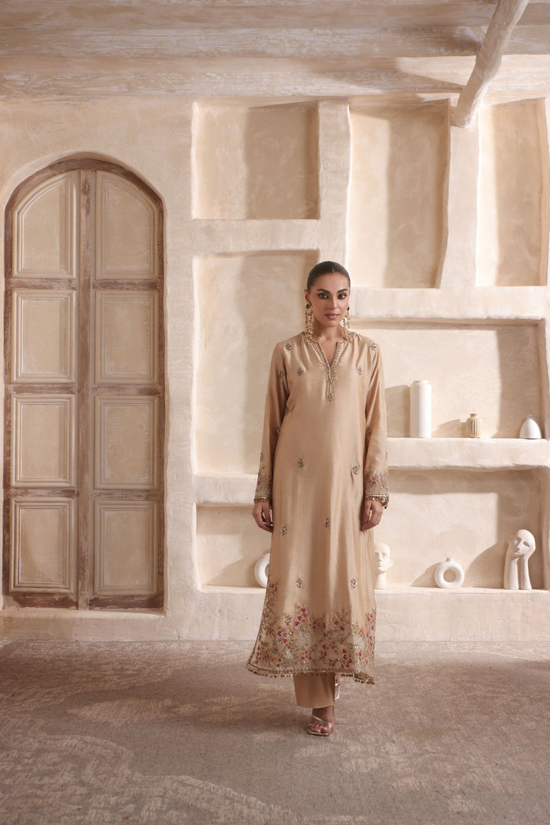 Zar-Rang Ivory Farshi Kurta Set