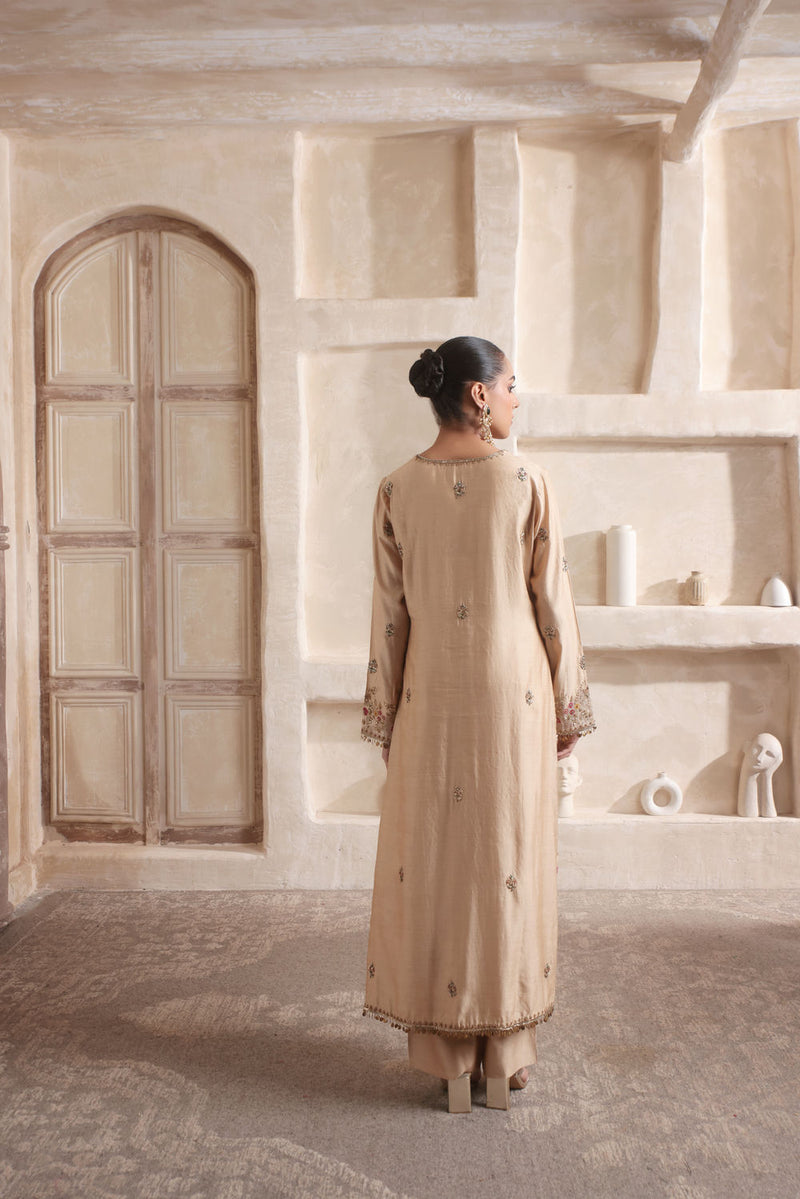 Zar-Rang Ivory Farshi Kurta Set