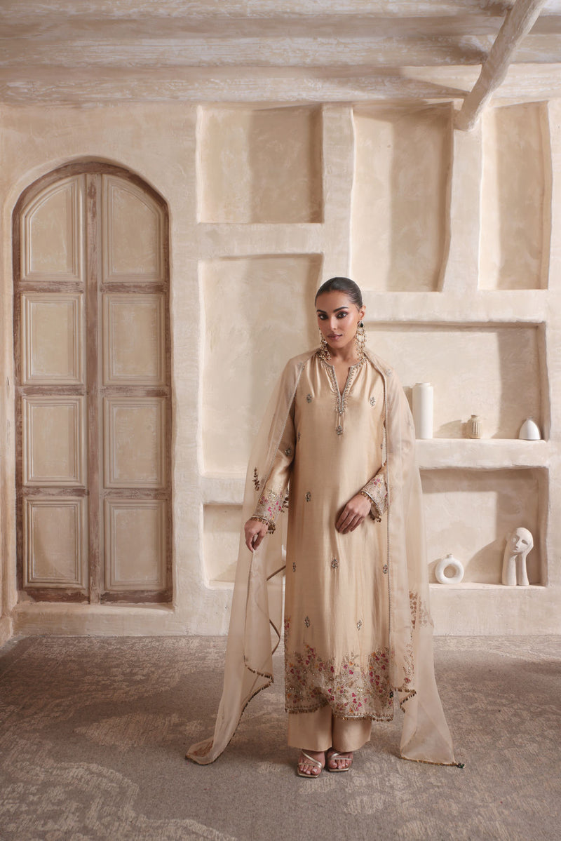 Zar-Rang Ivory Farshi Kurta Set