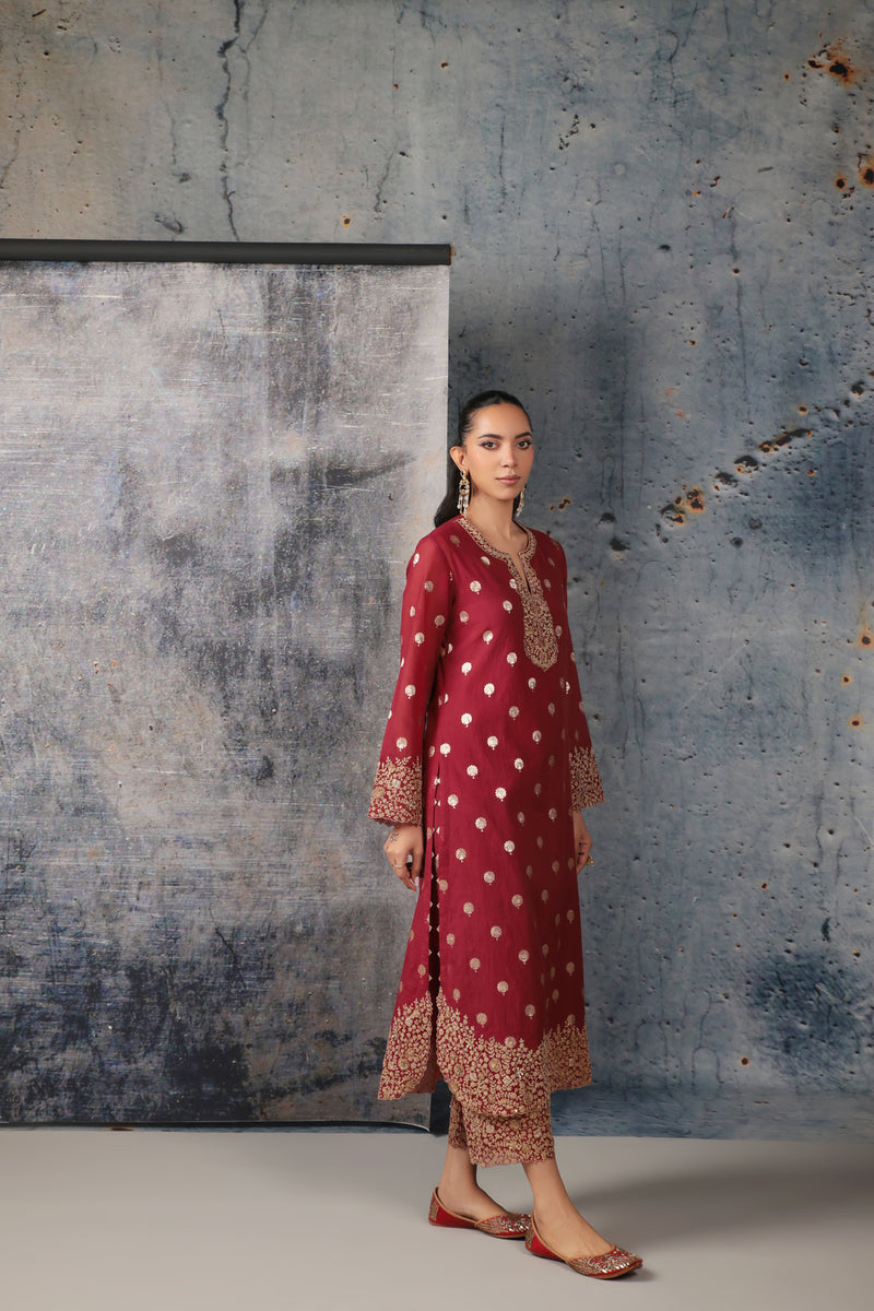 Mehrang Maroon Farshi Kurta Set silk chanderi kurta/kurta set by Niti Bothra in maroon for women Worldwide
