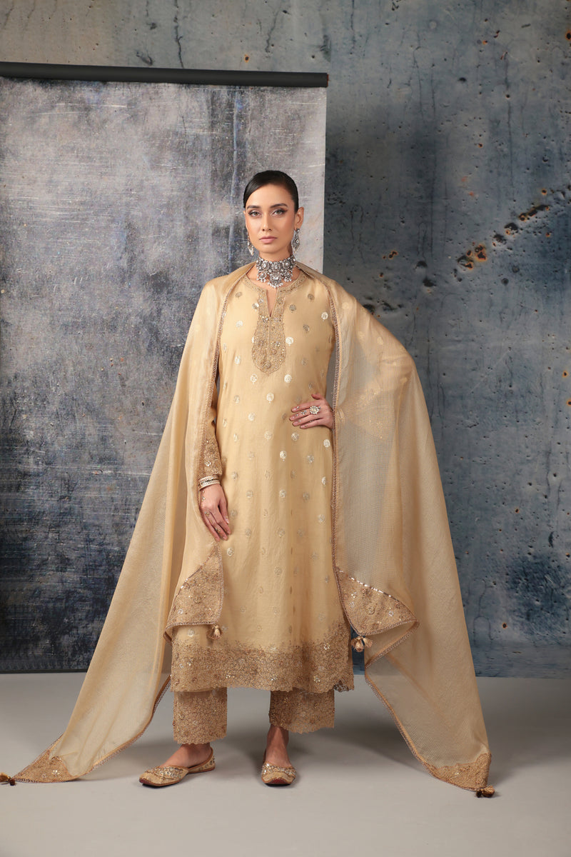 Mehrang Ivory Farshi Kurta Set silk chanderi kurta/kurta set by Niti Bothra in ivory for women Worldwide