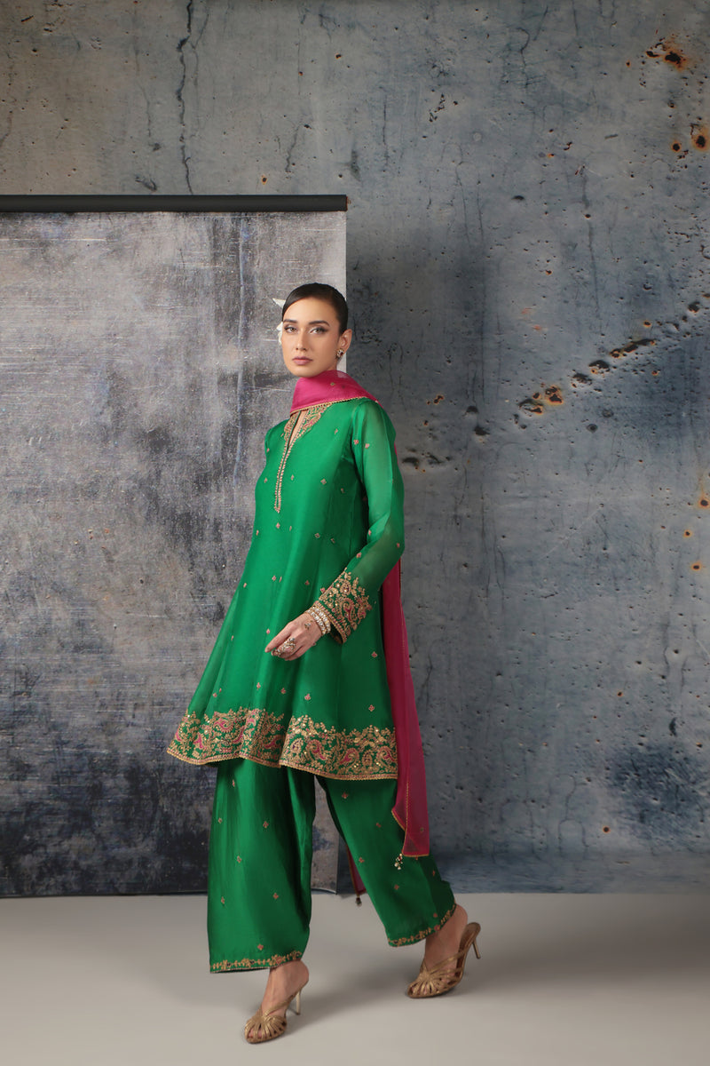 Zar-Rang Green Short Pheran Kurta Set organza, silk tencel kurta/kurta set by Niti Bothra in green for women Worldwide