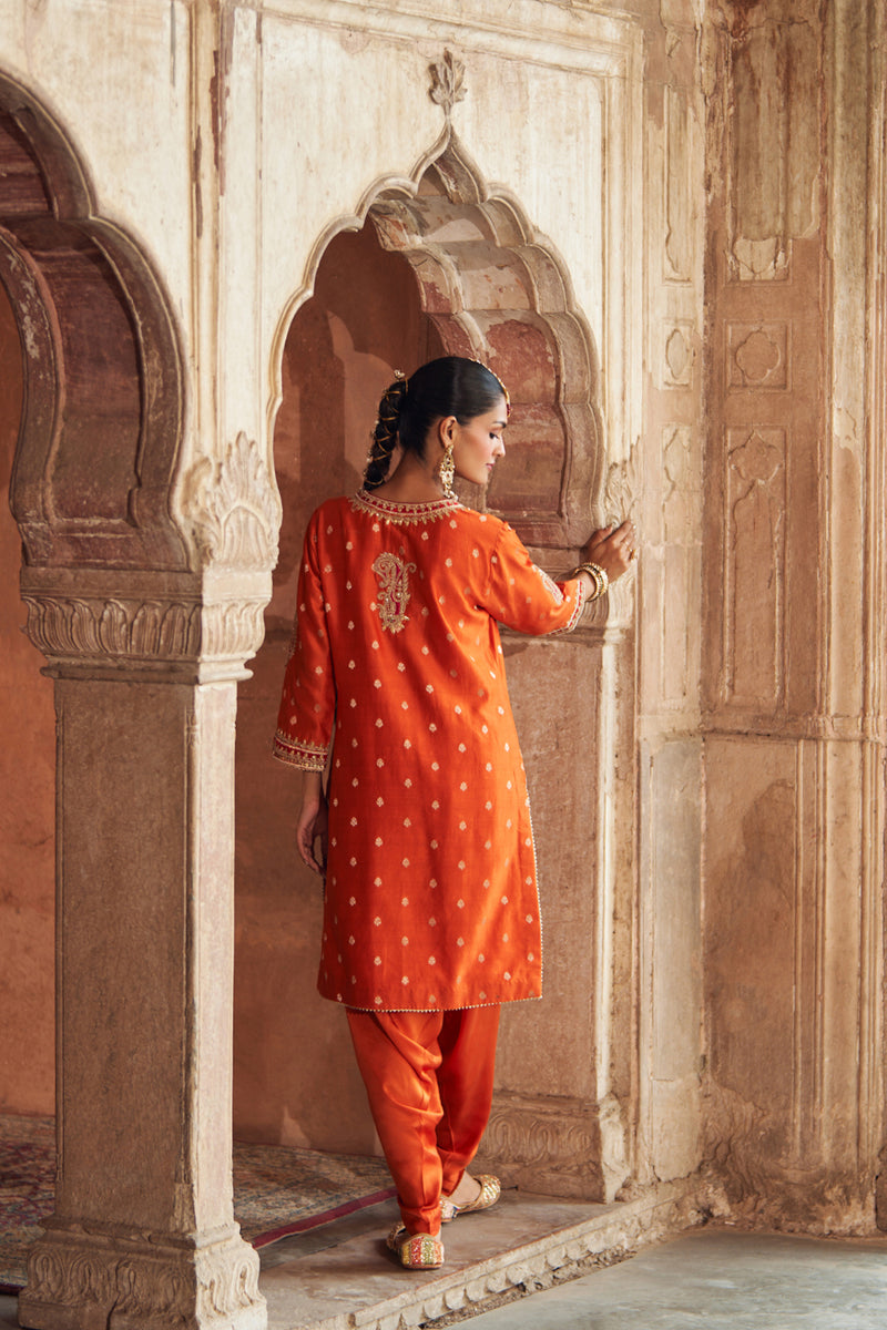 FAHMIDA - BURNT ORANGE SHORT KURTA WITH SALWAR chanderi silk kurta/kurta set by SHEETAL BATRA in orange for women Worldwide