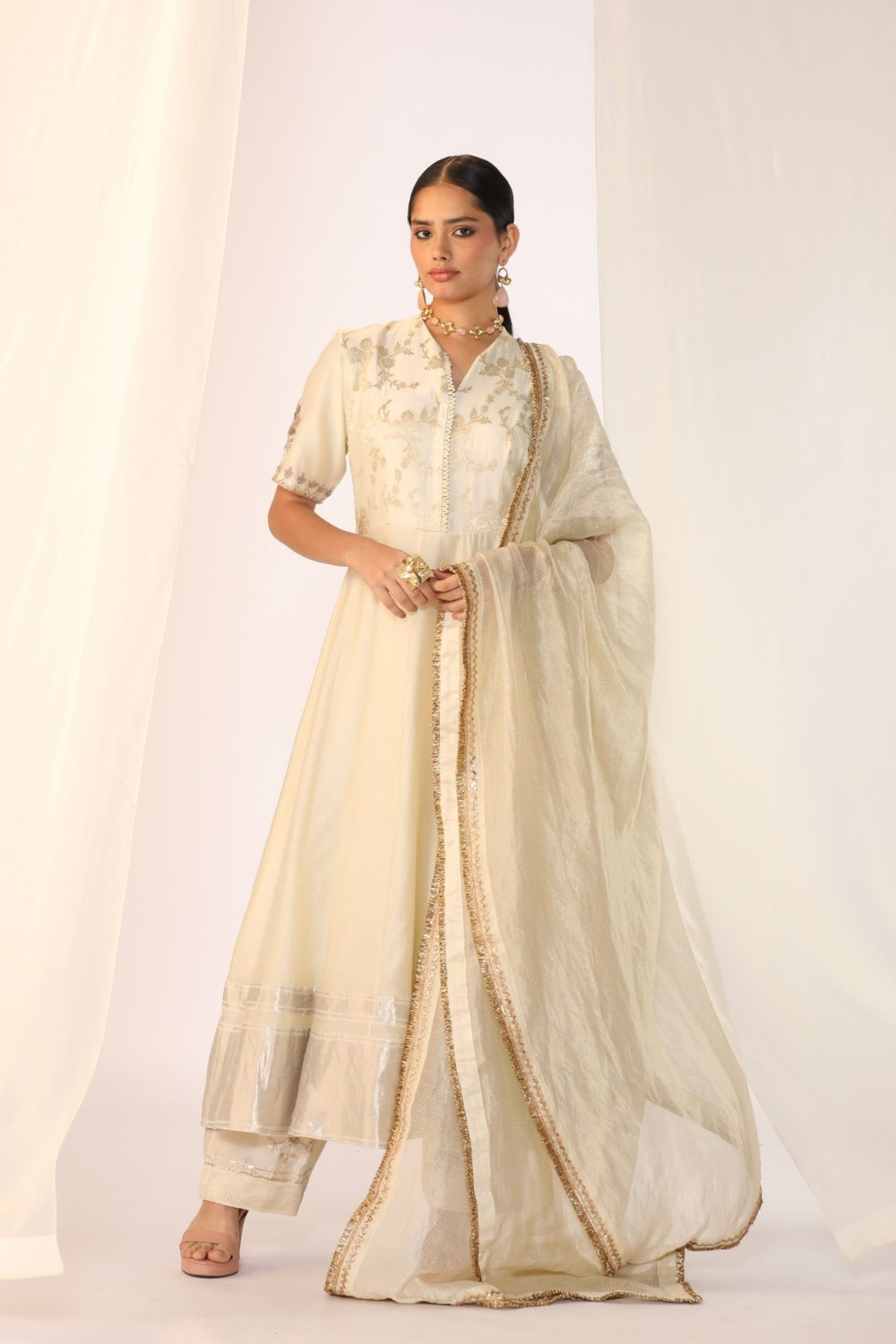 Embroidered silk pearl white kurta set with organza dupatta