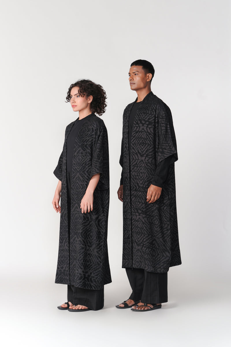 Jacquard Kimono Sleeve Overlay viscose cotton jacket/overlay by Turn Black in black for women Worldwide