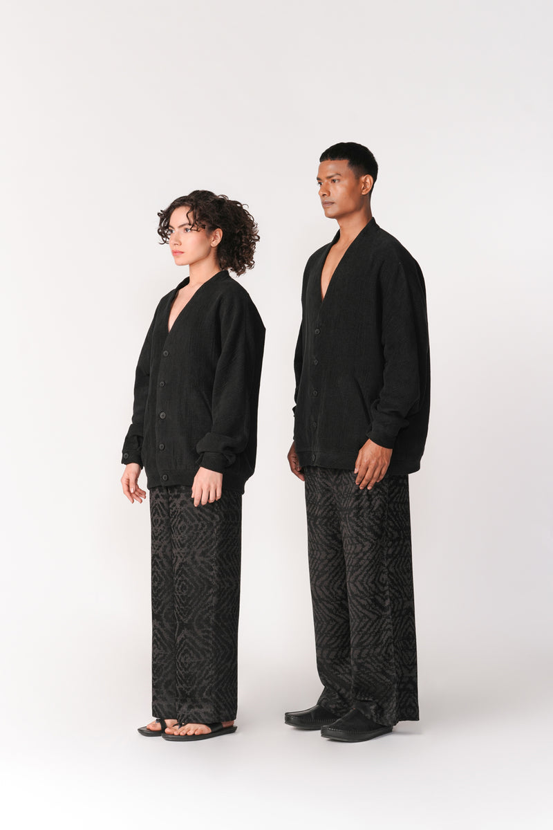 Oru Cardigan jacket/overlay by Turn Black in black for women Worldwide