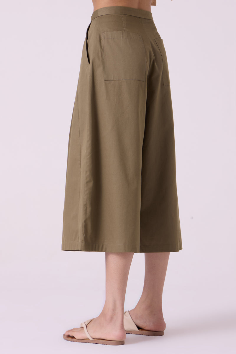 Frances Olive Pants organic cotton twill pant/trouser by The Summer House in olive for women Worldwide