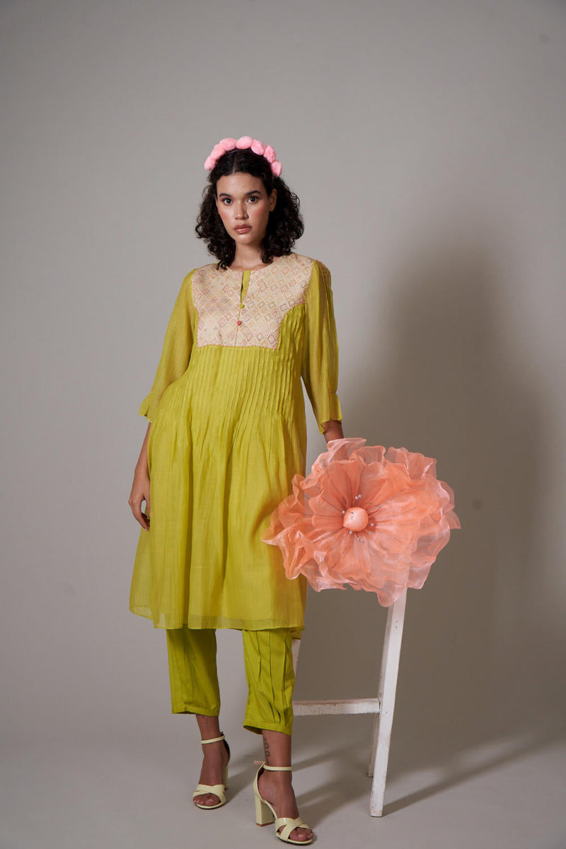 Sayuri Lime mul cotton silk kurta set silk by Priti Prashant for women Worldwide