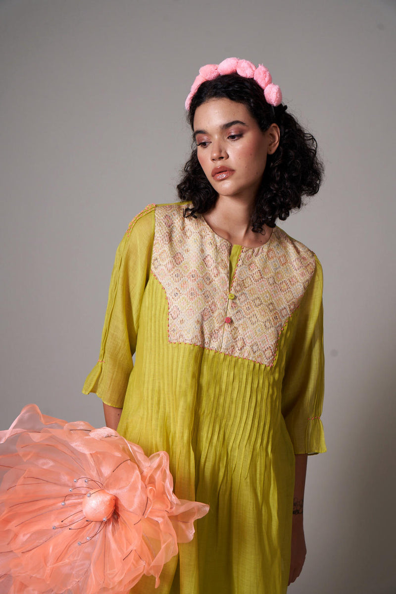 Sayuri Lime mul cotton silk kurta set silk by Priti Prashant for women Worldwide