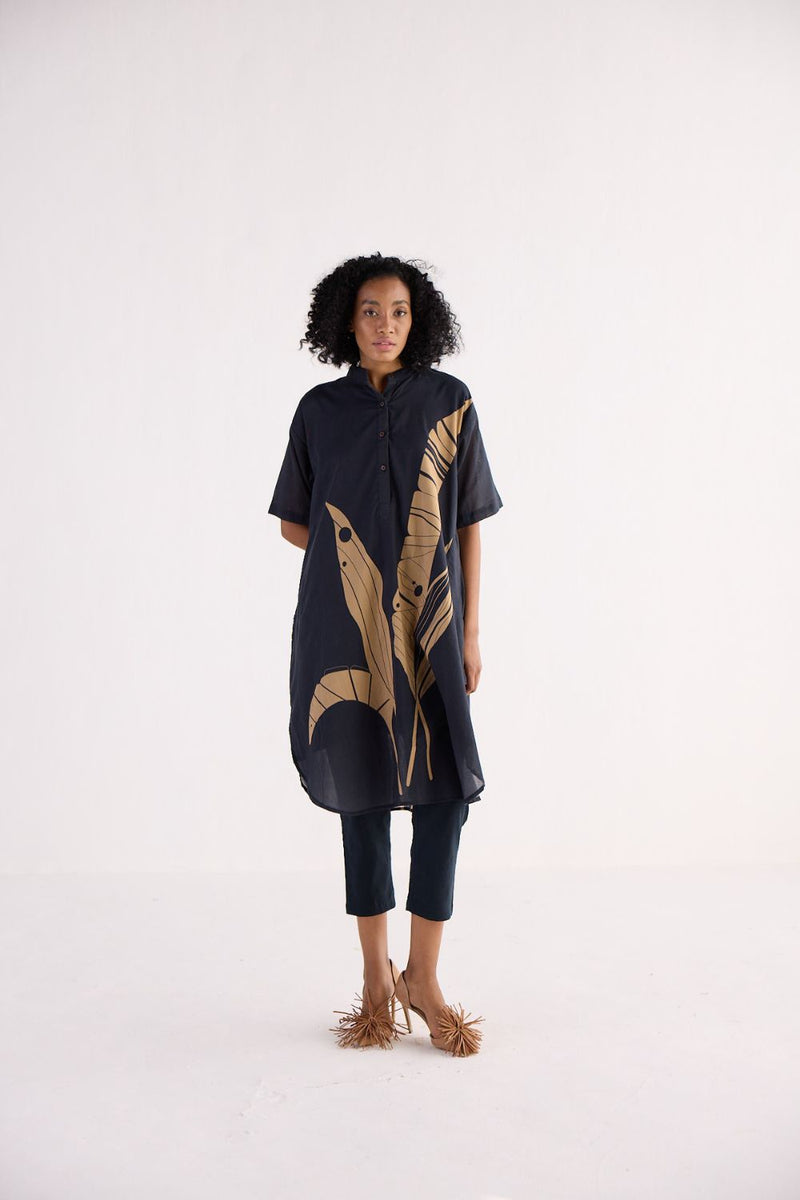 SHADOW LEAF KURTA SET cotton by Khara Kapas in charcoal for women Worldwide