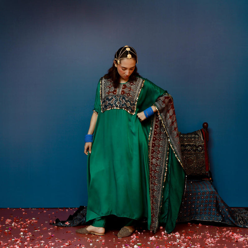 Saron Green Kaftan Set satin by PRAHNAAYA in green color for women Worldwide
