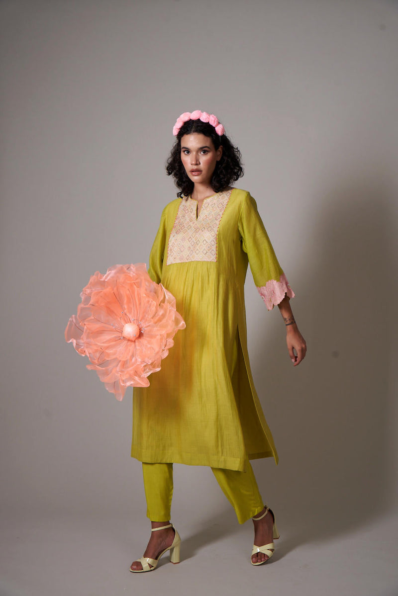 Gekka Lime mul cotton silk kurta set silk by Priti Prashant for women Worldwide