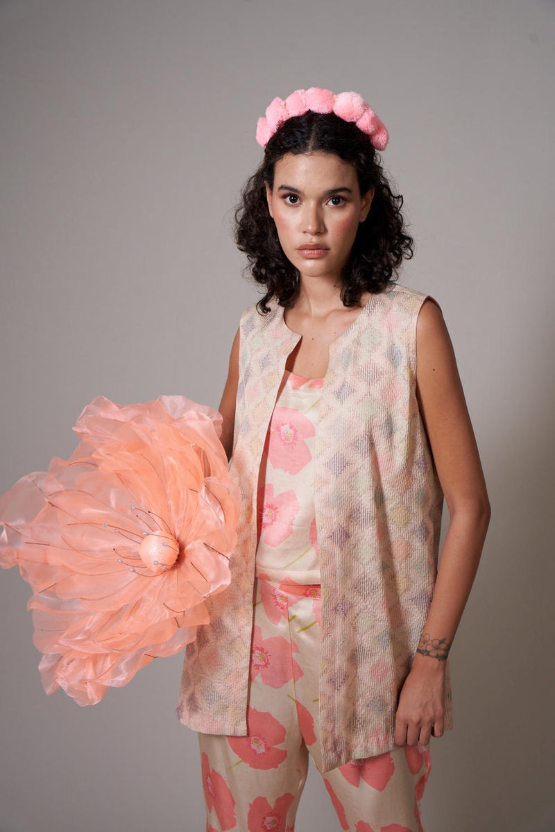 Kigiku silk and satin kurta set satin by Priti Prashant in peach color for women Worldwide