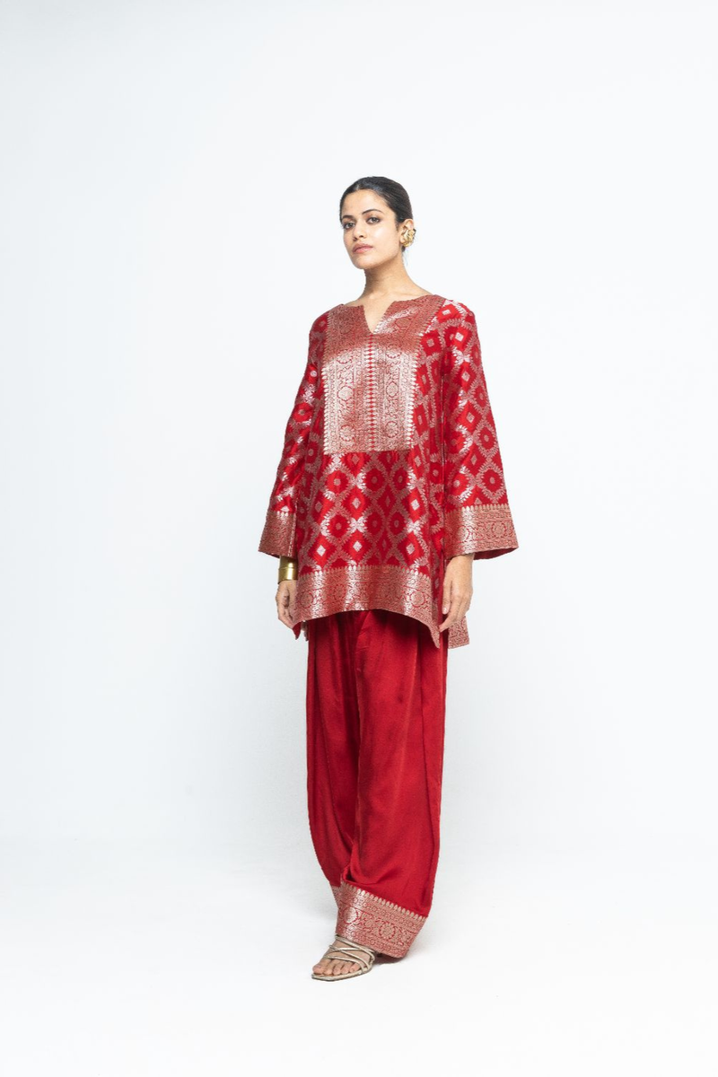 Seerat - Brocade Jaal Silk Kurta with Farshi set - Red satin by SOBARIKO in red color for women Worldwide