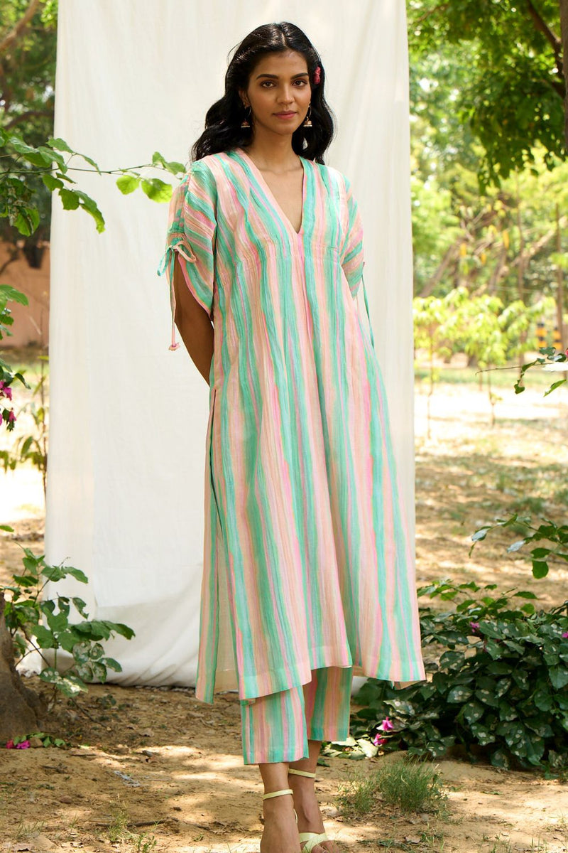 Hummingbird Kurta Set-Peach silk by Priti Prashant in multi color for women Worldwide