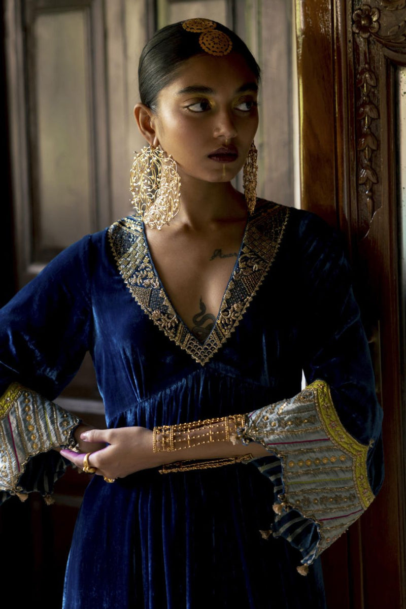 Fariba Blue Bell Sleeve Velvet Kurta Set Kurta Sets by Rajiramniq for women Worldwide