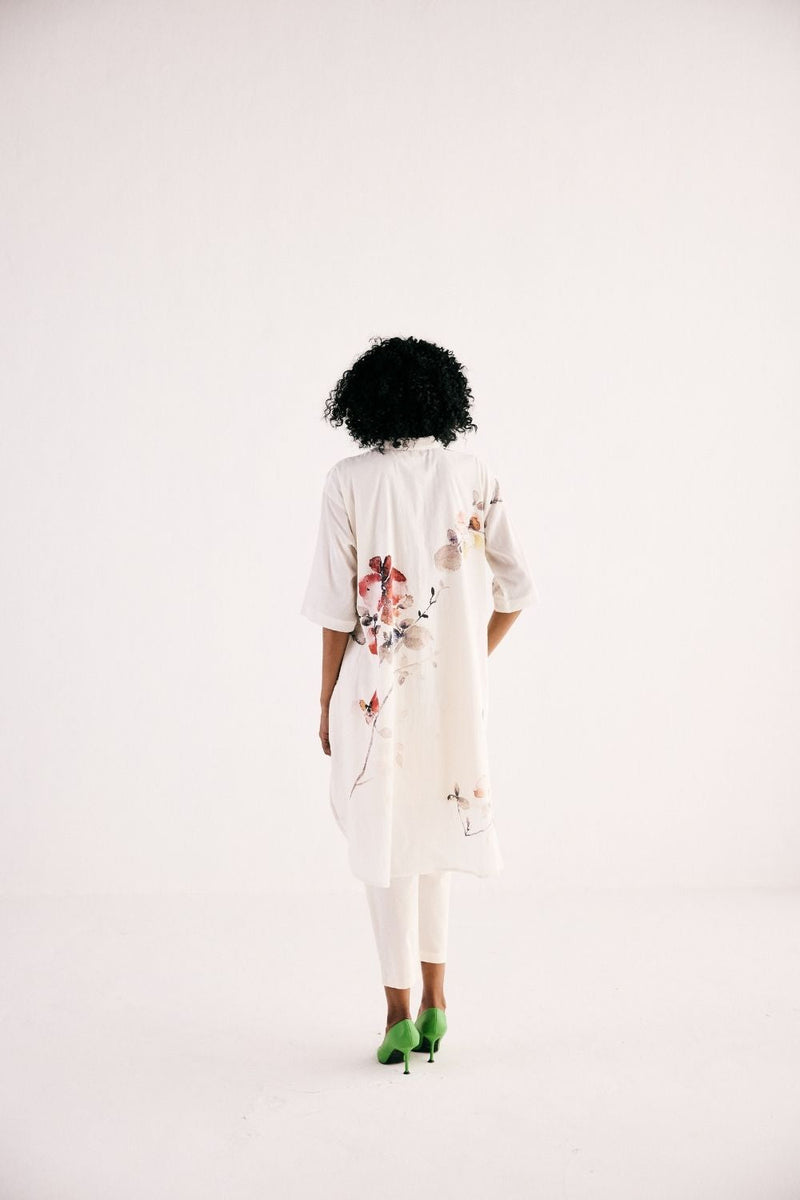 WISTERIA KURTA SET cotton by Khara Kapas in white for women Worldwide