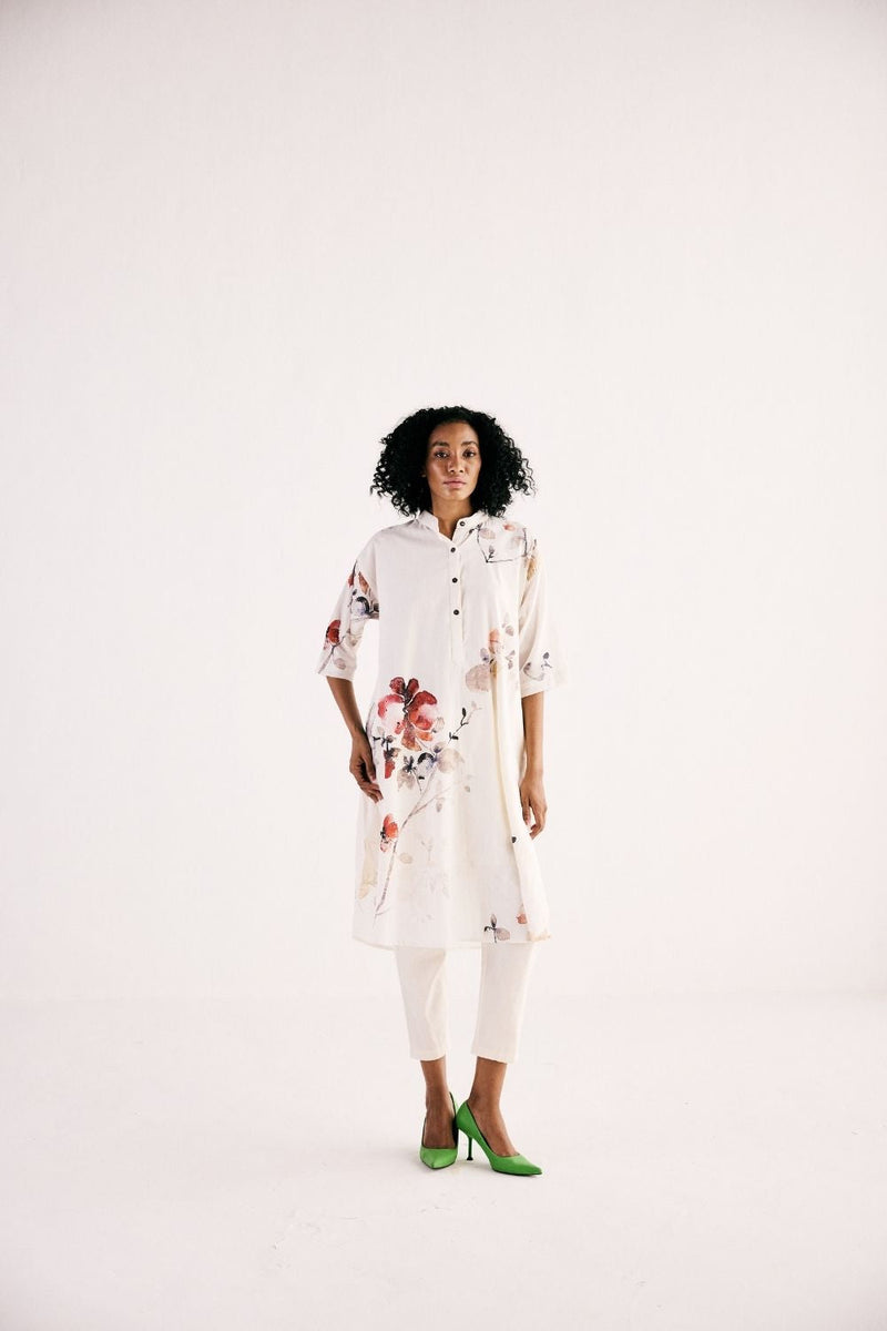 WISTERIA KURTA SET cotton by Khara Kapas in white for women Worldwide
