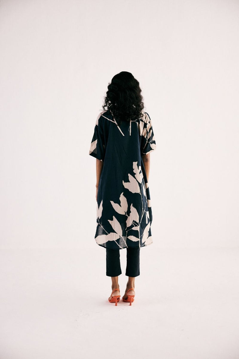 ONYX KURTA SET cotton by Khara Kapas in black for women Worldwide