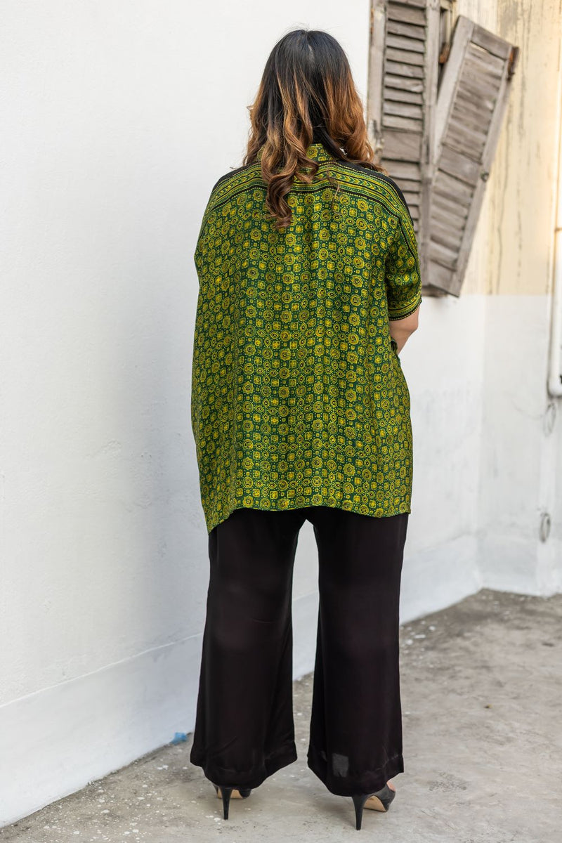 Hyde Green AntiFit Shirt and Pants Two-Piece Set (AJGSHST2) satin by PRAHNAAYA in green color for women Worldwide
