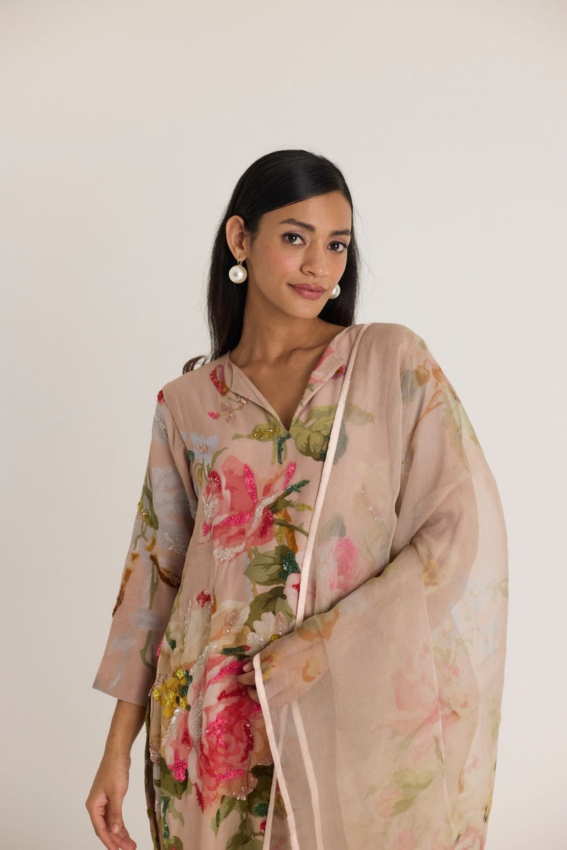 HAZEL EMBROIDERED KURTA SET by Yam in pink color for women Worldwide