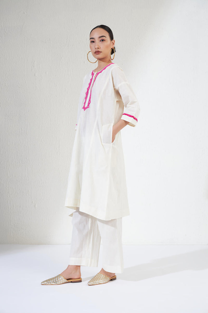 ZEBA SET cotton by Aavidi in white color for women Worldwide