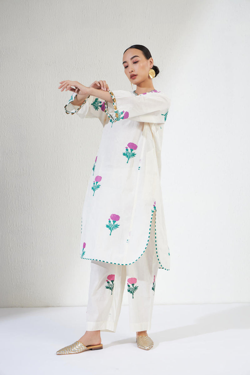 Gulnar Set 3 cotton by Aavidi in white color for women Worldwide