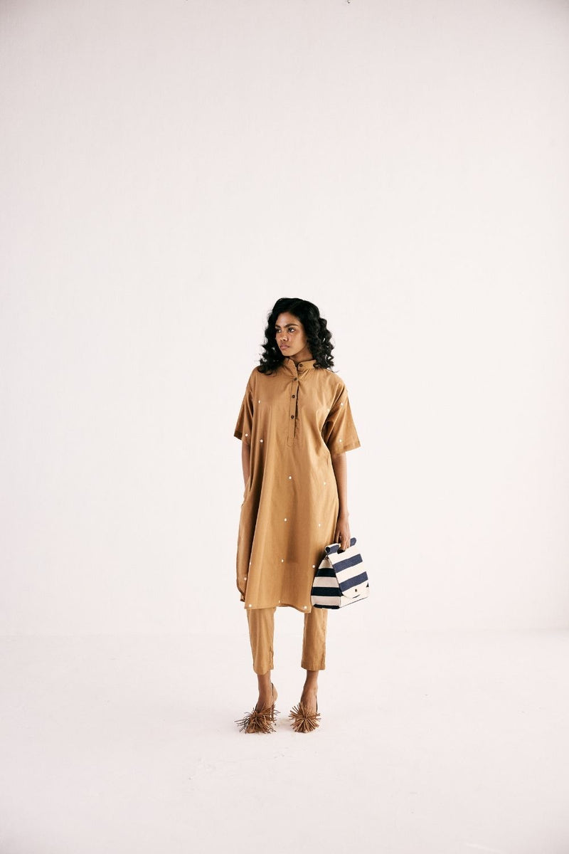 SAND KURTA SET cotton by Khara Kapas in brown for women Worldwide