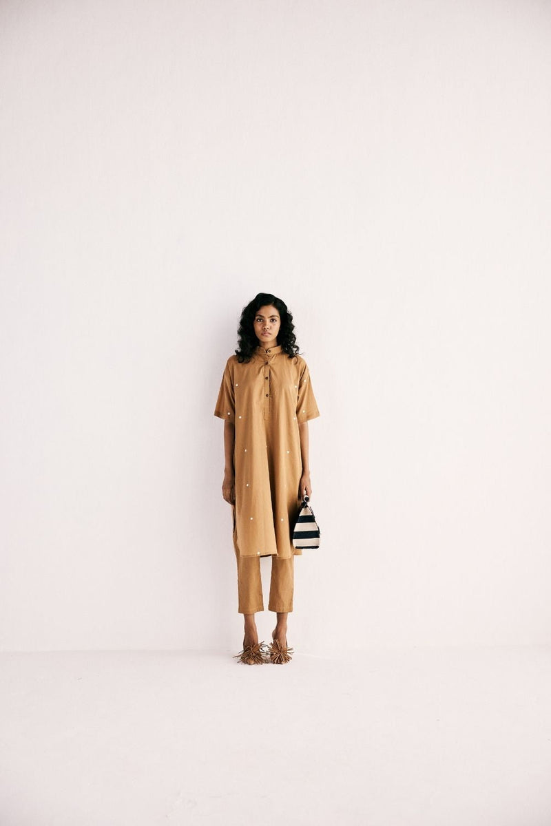 SAND KURTA SET cotton by Khara Kapas in brown for women Worldwide