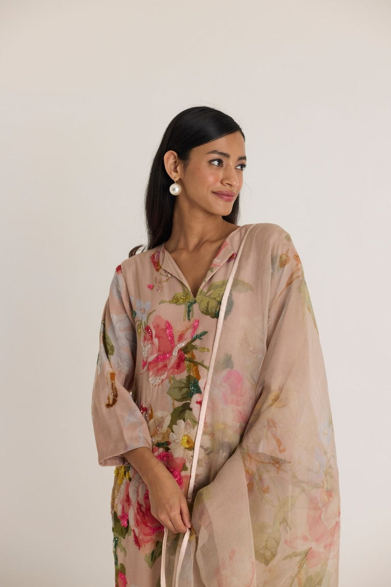 HAZEL EMBROIDERED KURTA SET by Yam in pink color for women Worldwide