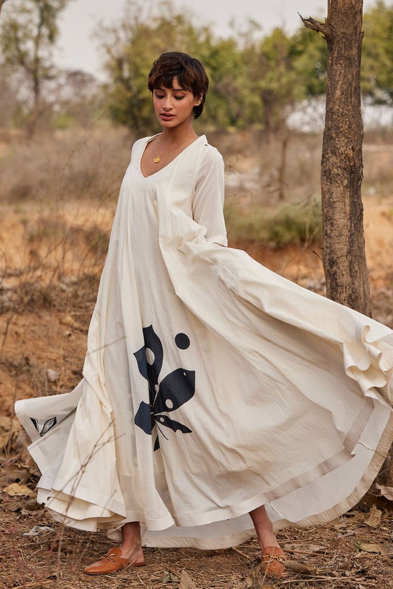 Whispering clouds cotton by Khara Kapas in white for women Worldwide