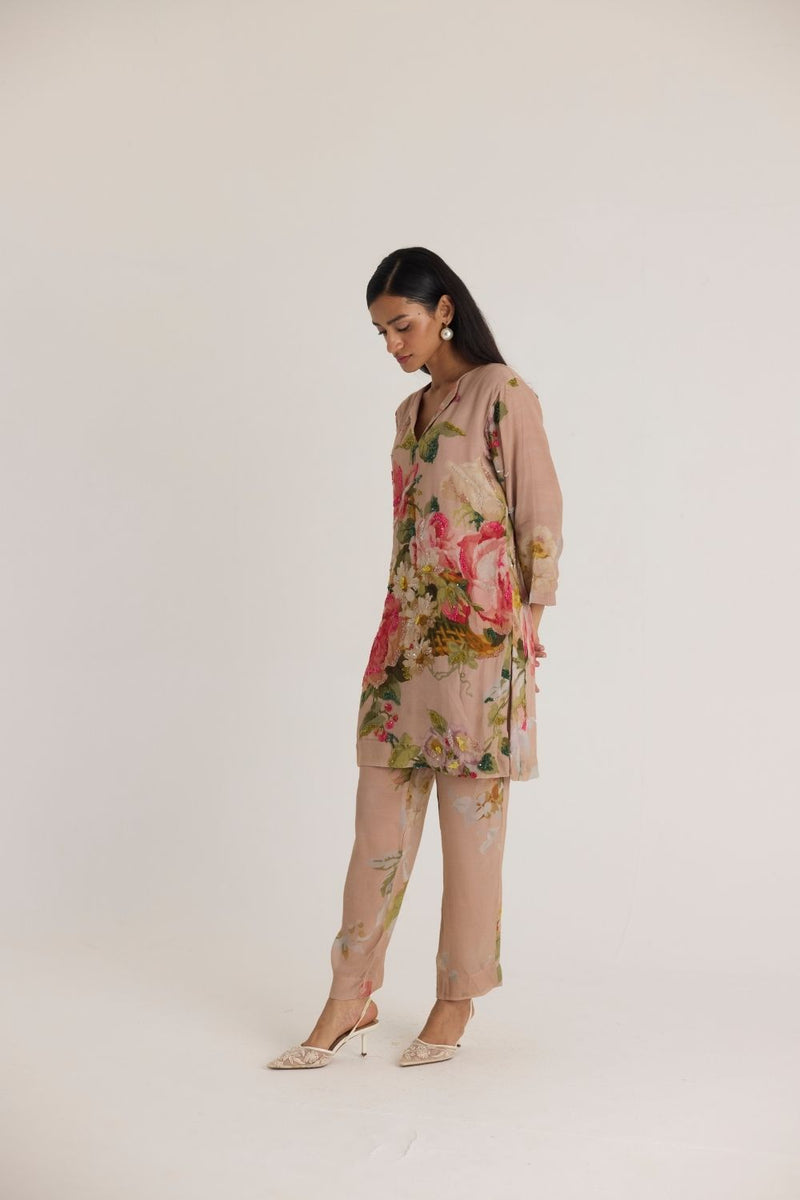 HAZEL EMBROIDERED KURTA SET by Yam in pink color for women Worldwide