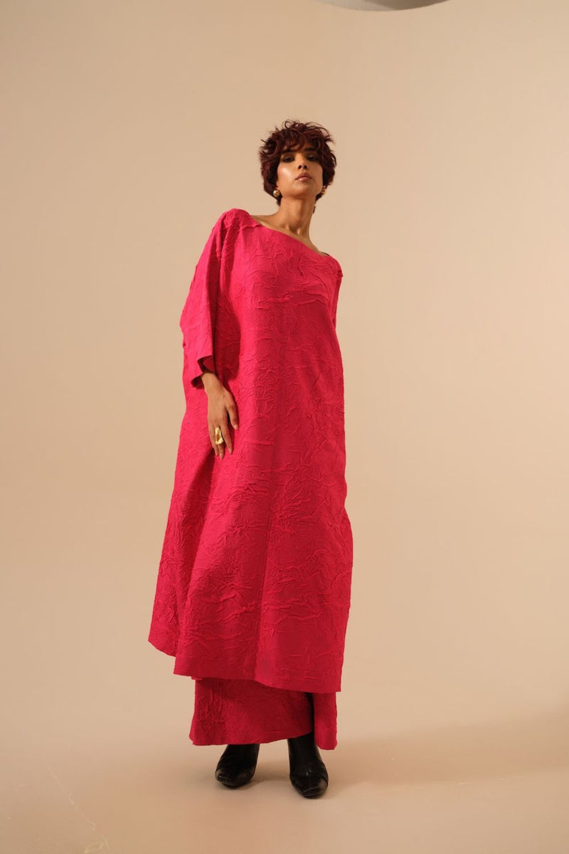 Brook Tunic-Pink crushed silk kaftans and tunics by Stoique in pink for women Worldwide