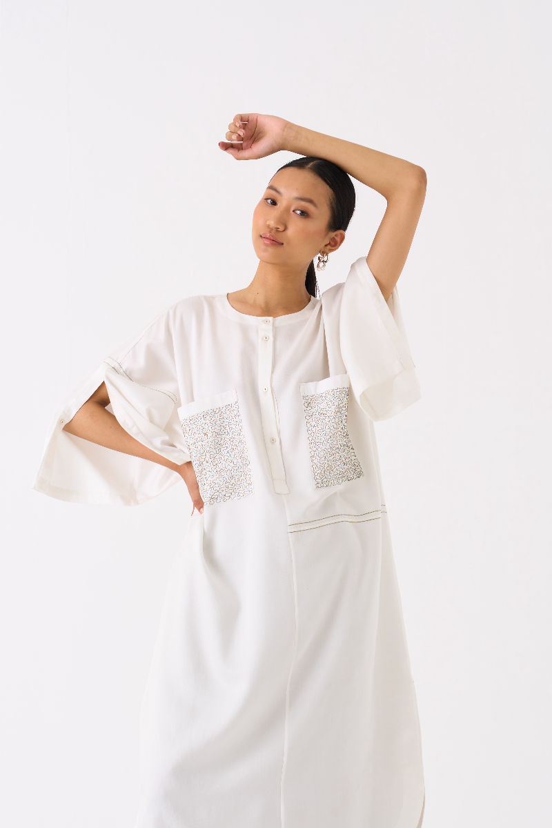 PATCH POCKET TUNIC CO-ORD
(SET OF 2)-IVORY & SAGE poplin by THREE for women Worldwide