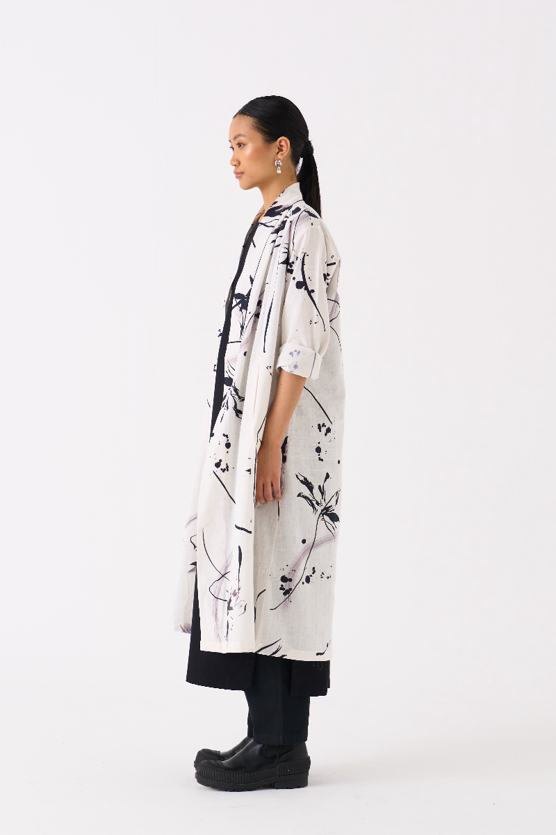 WRAP COLLAR OVERLAY-BLACK FLORAL