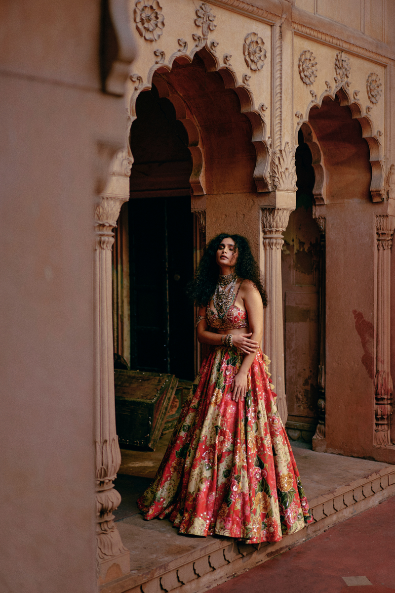PH-2483 
Lehenga 
Blouse 
Dupatta Set by Paulmi & Harsh for women Worldwide