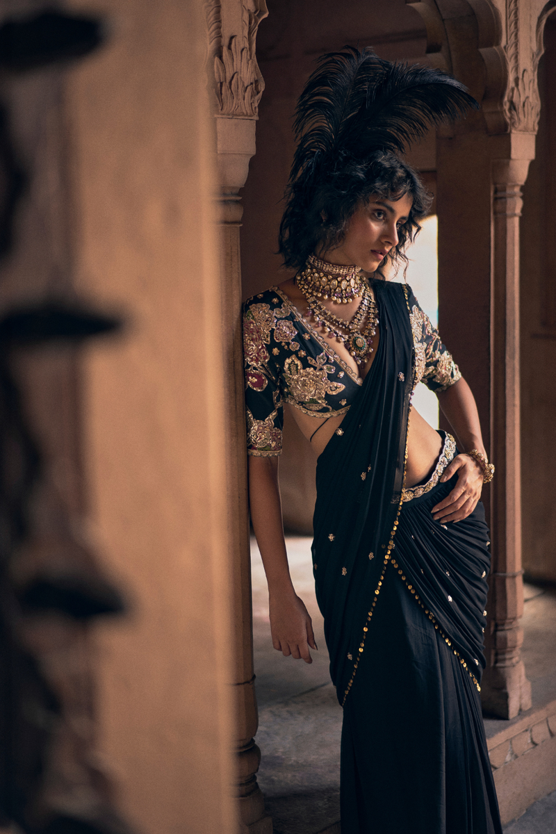 PH-2497
Blouse 
Saree 
Belt Set by Paulmi & Harsh for women Worldwide
