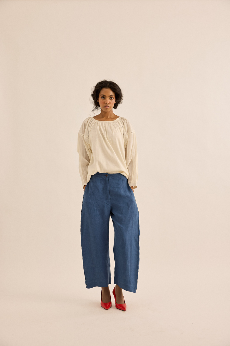 Pumice Top mul top/shirt by Khara Kapas in ivory for women Worldwide