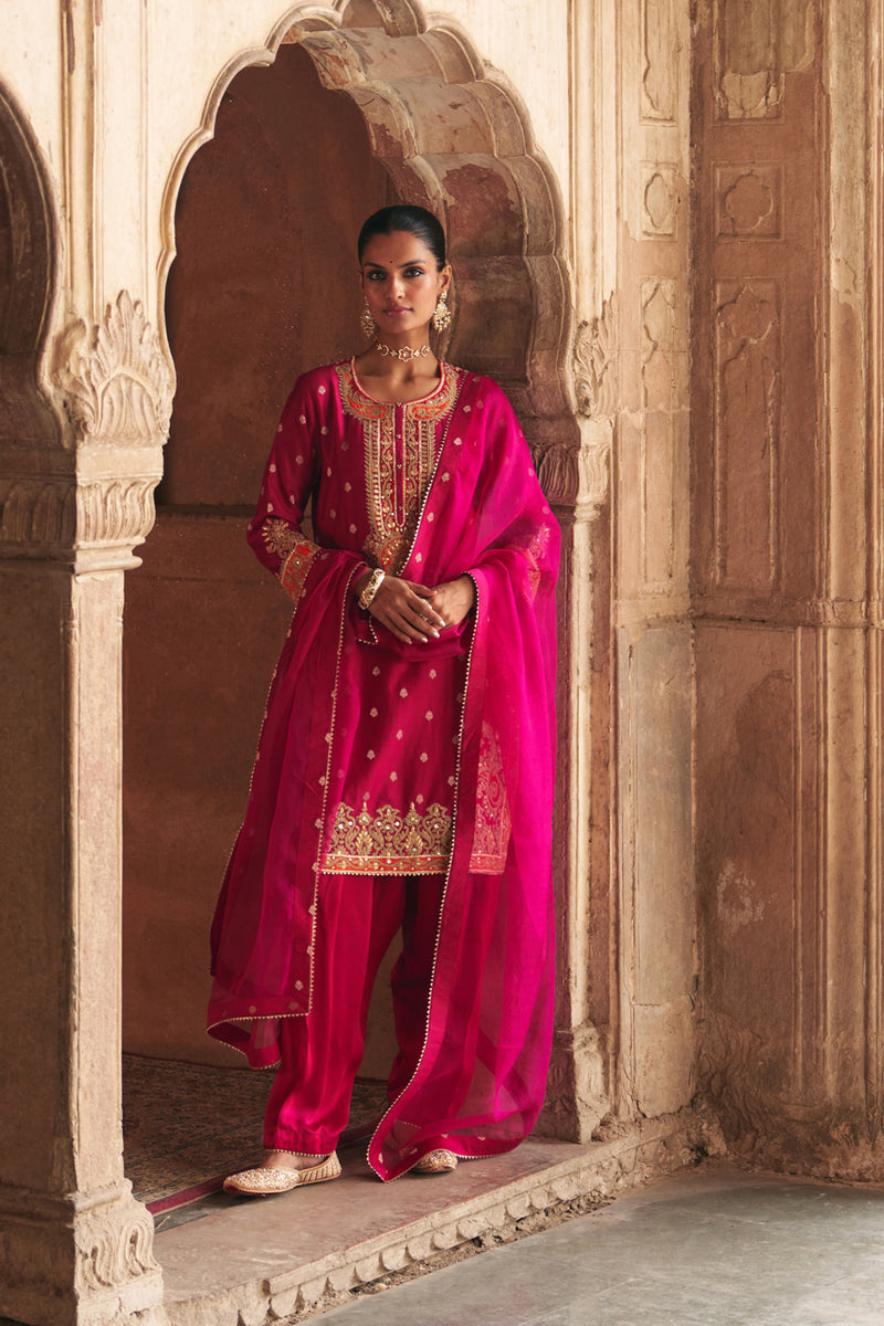 ANILA - HOTPINK SHORT KURTA WITH SALWAR chanderi silk kurta/kurta set by SHEETAL BATRA in pink for women Worldwide