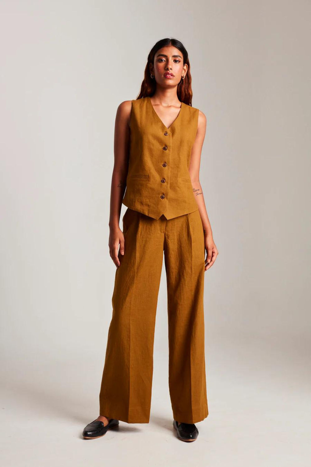 Olive Co-Linen Pleated Trousers