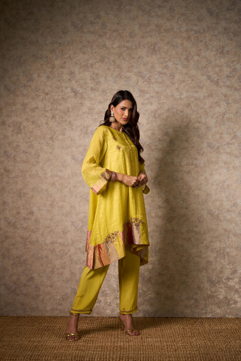 Zing Kurta Set - Yellow with Dupatta organza by Priti Prashant in yellow color for women Worldwide