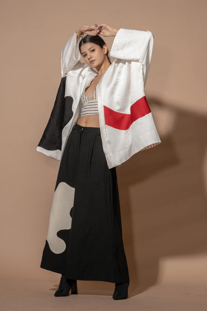 Chia Crop 100% cotton jackets and overlays by Stoique in black, natural for women Worldwide